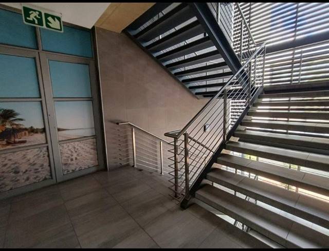 OFFICE PROPERTY TO RENT IN BRYANSTON